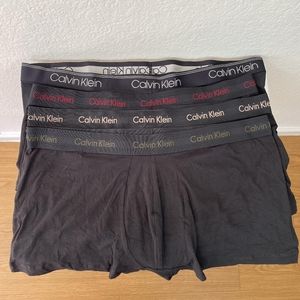 Calvin Klein Men's Underwear Bundle (Size 2XL)